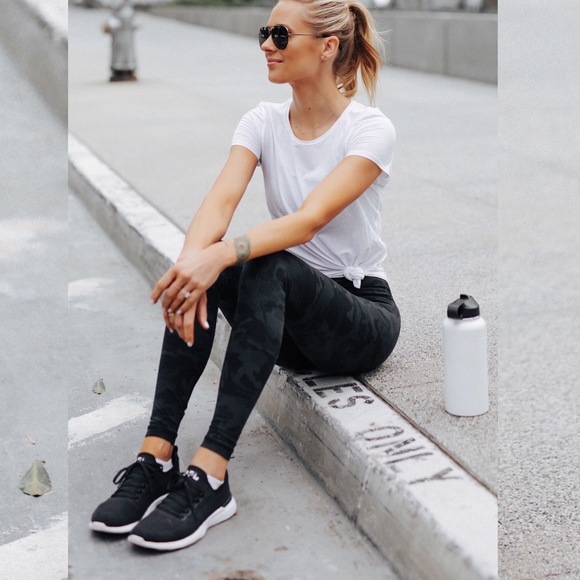 NWT💕Lululemon Align HR Pant Incognito Gator Camo - Picture 3 of 8